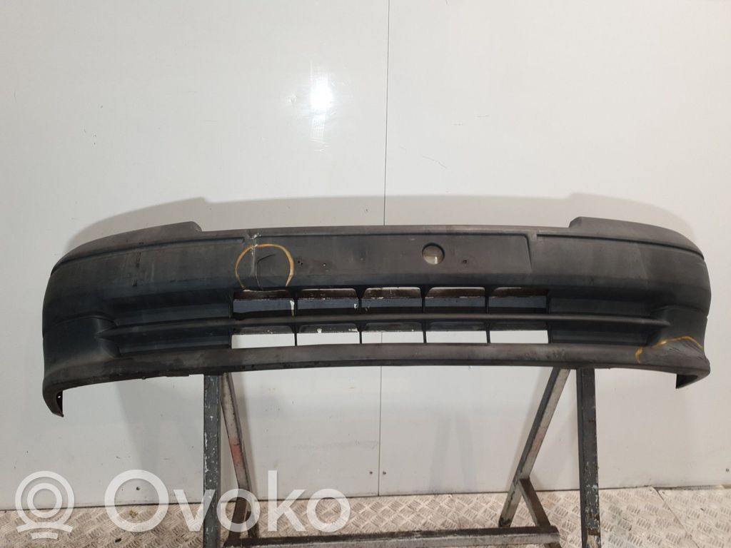 Front bumper   7701466495