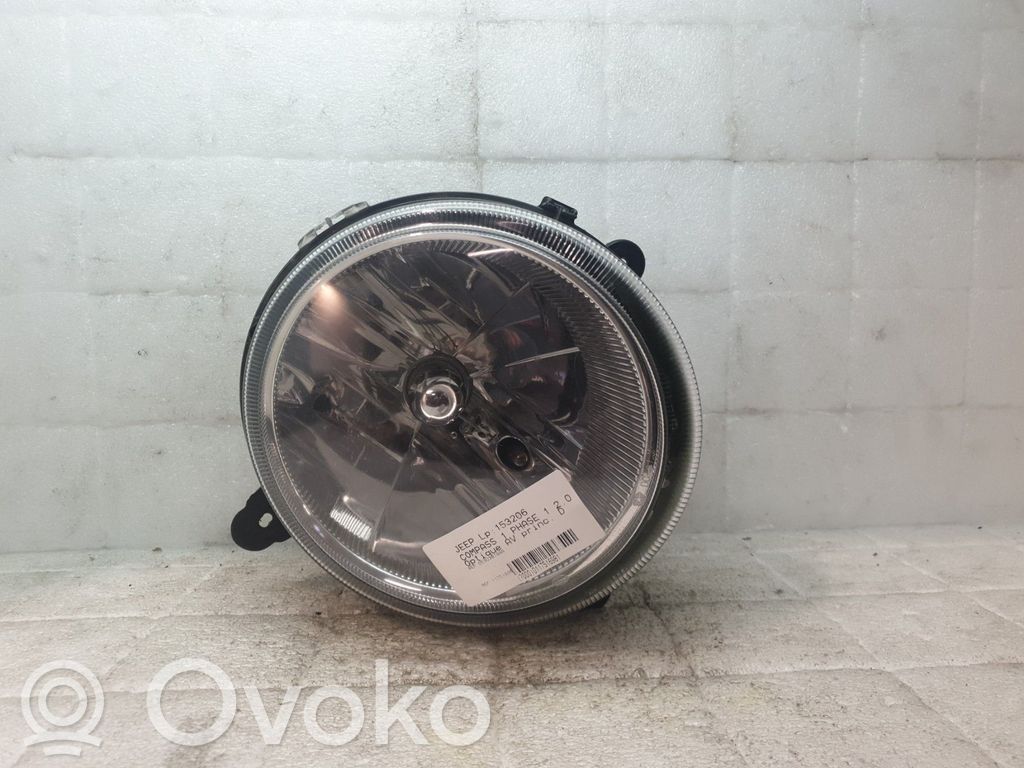 Scheinwerfer   05303874AA