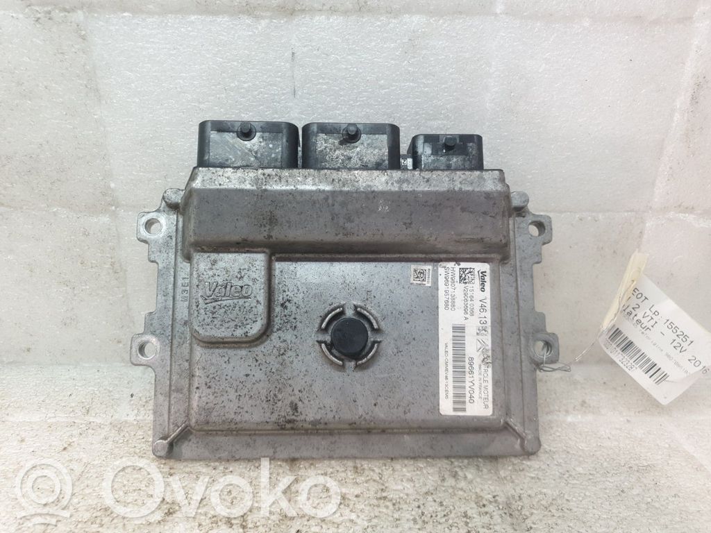 Peugeot 108 Engine control unit/module 