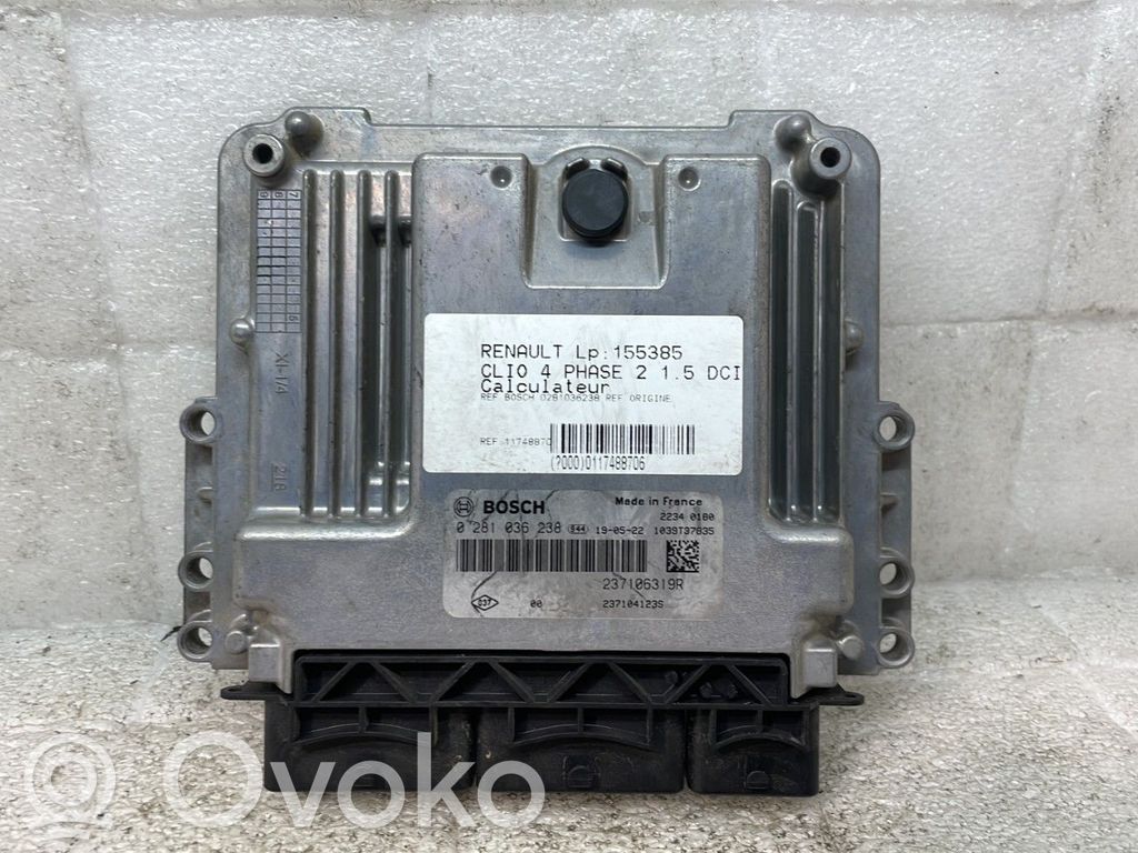 Renault Clio IV Engine control unit/module 