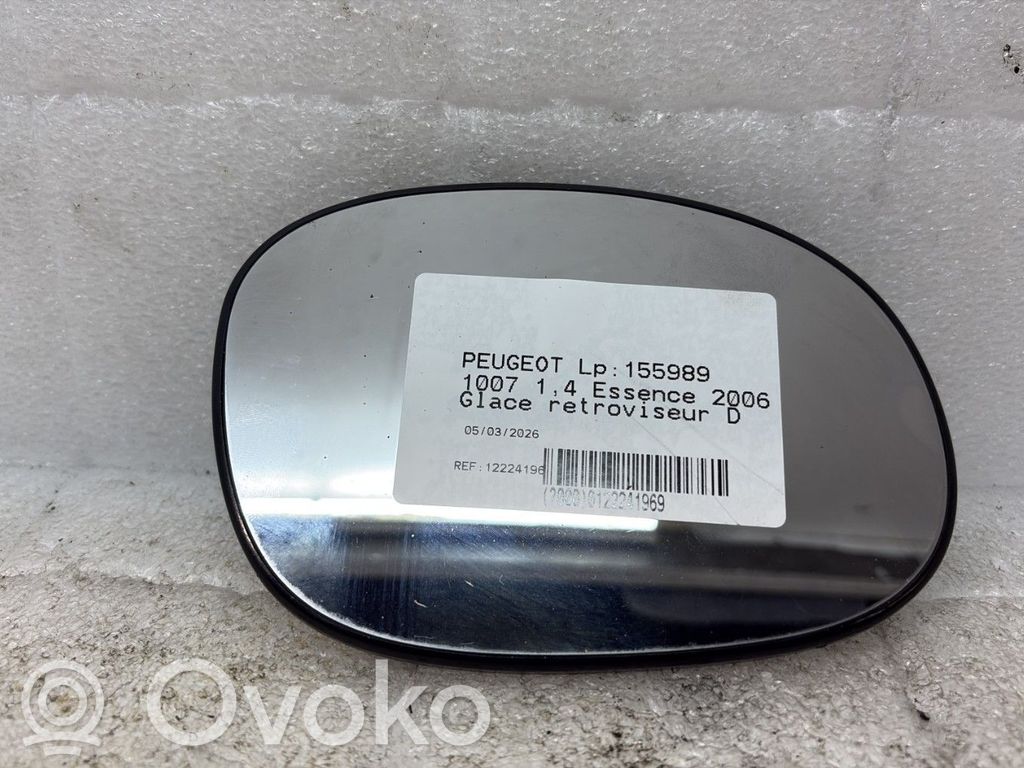 Peugeot 1007 Spoguļa stikls 