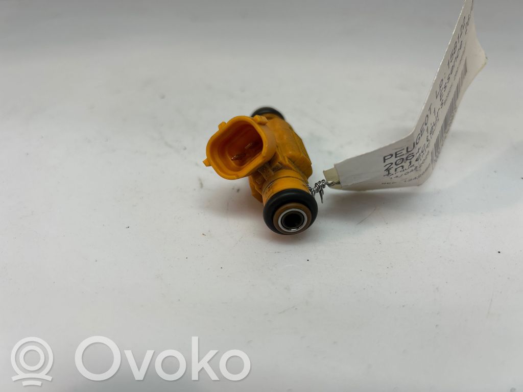Inyector de combustible   1984H6,280156427
