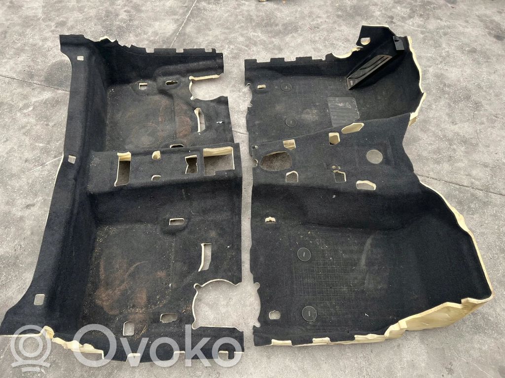 BMW M2 F87 Wykładzina podłogowa tylna 