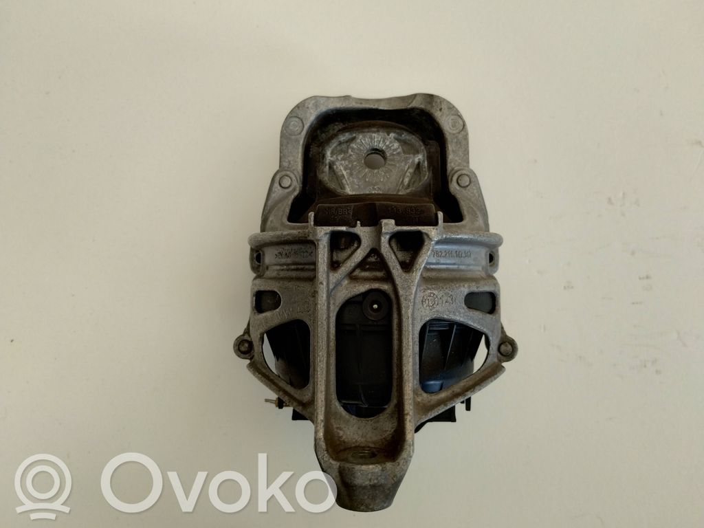 Audi A4 S4 B9 8W Engine mount vacuum valve 