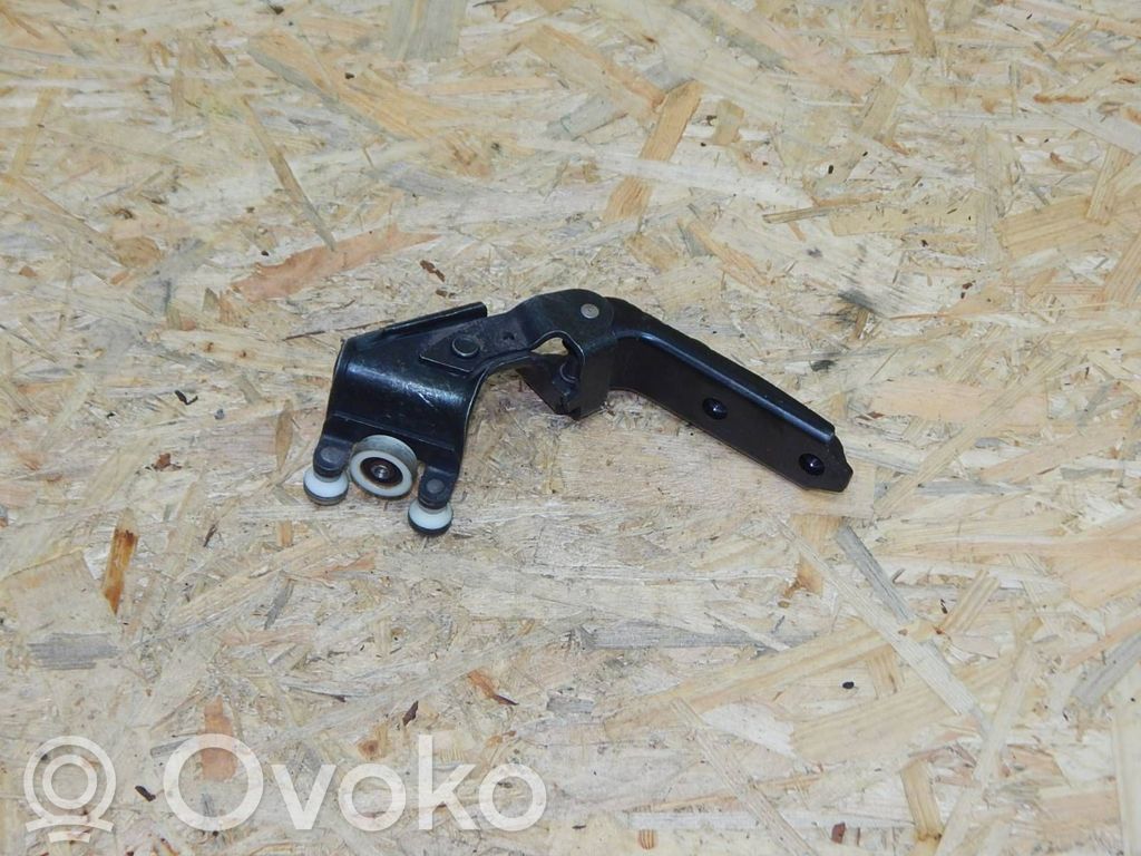 Volkswagen Multivan T5 Sliding door middle roller runner 