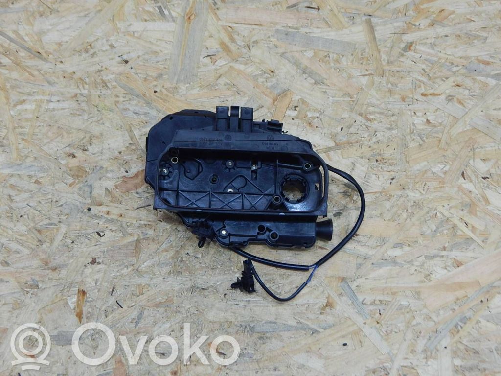 Volkswagen Multivan T5 Spyna galinio dangčio 
