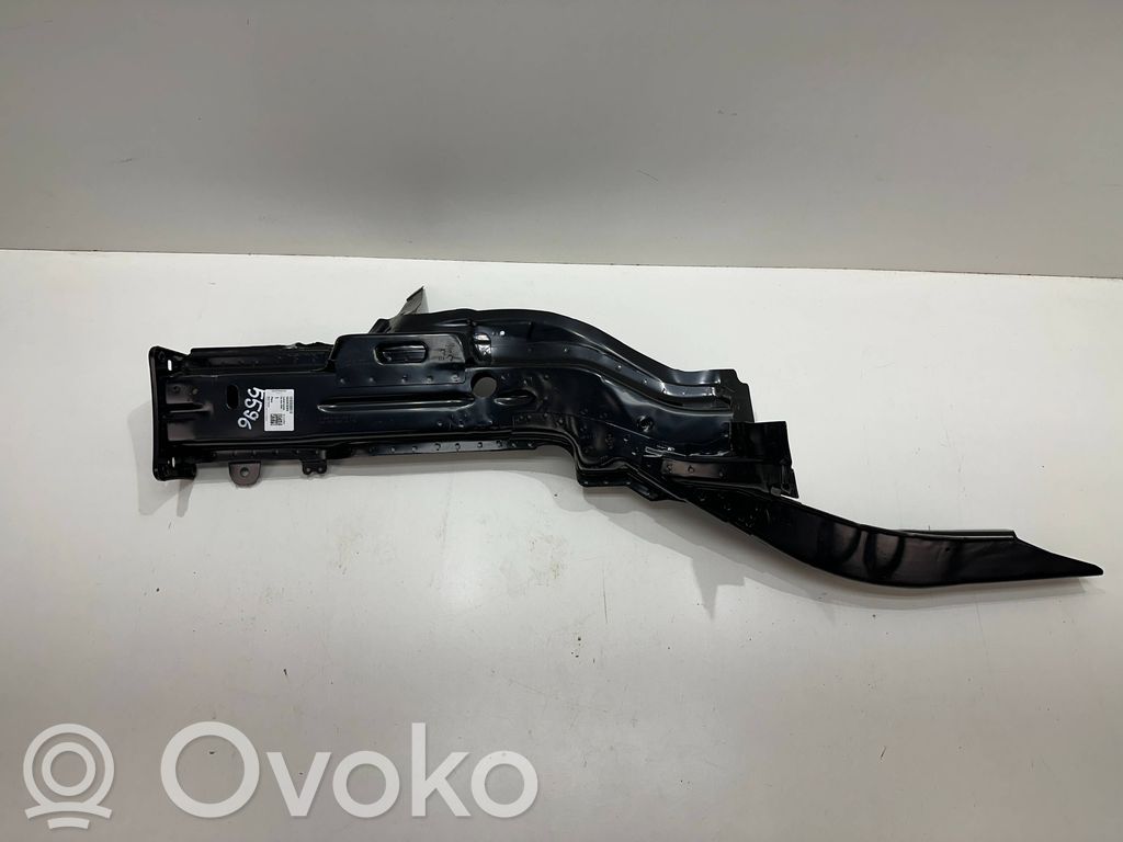 Etuapurunko   5QS802036D,2411141402927