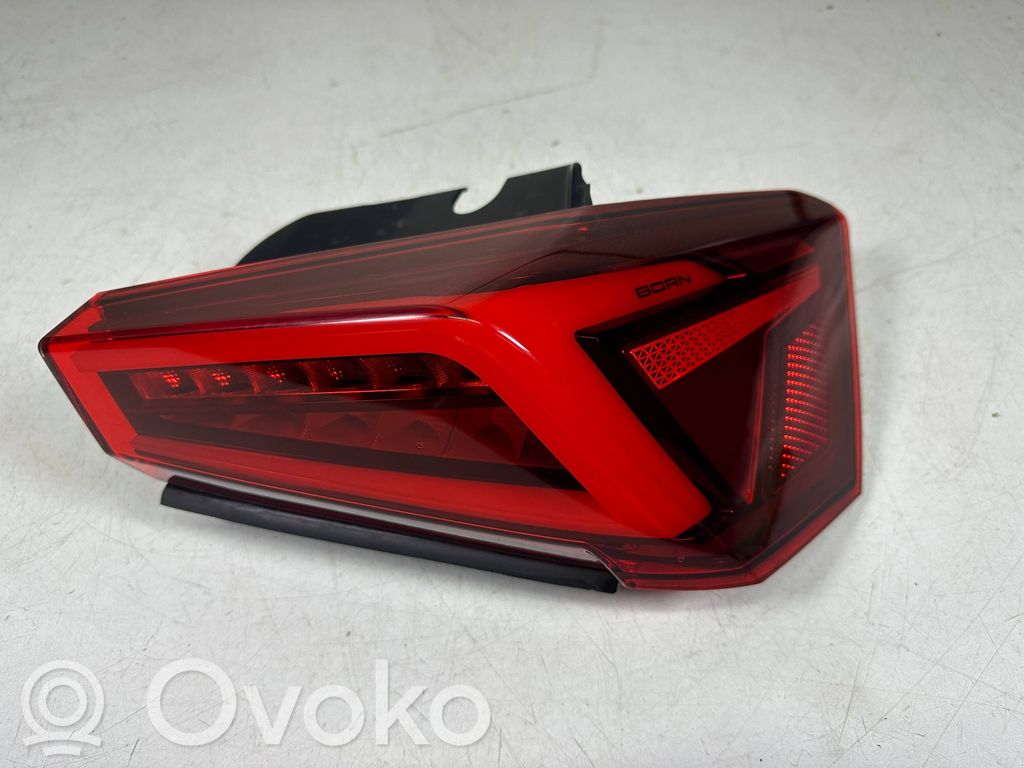 Cupra Born Rear/tail lights 