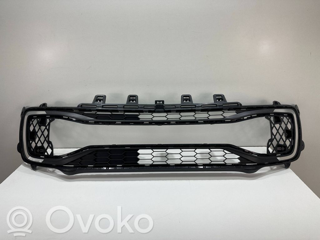 Volkswagen Up Grotelės apatinės (trijų dalių) 
