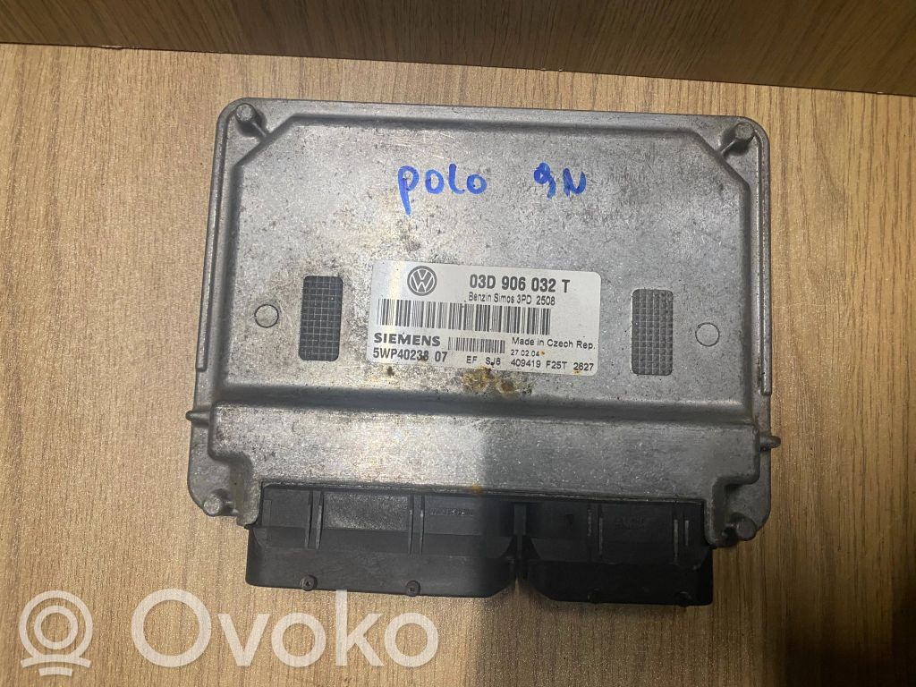 Volkswagen Polo Engine control unit/module 