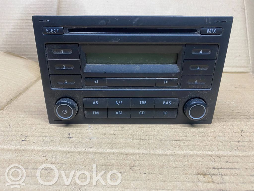Volkswagen Polo IV 9N3 Panel / Radioodtwarzacz CD/DVD/GPS 
