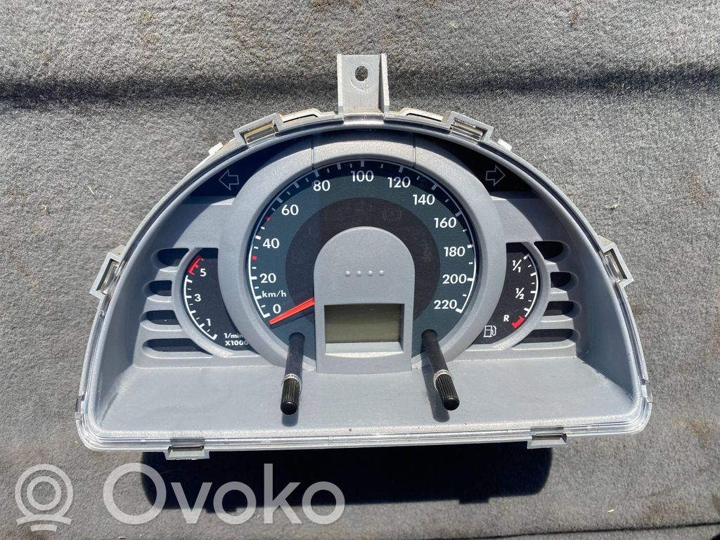 Volkswagen Fox Speedometer (instrument cluster) 