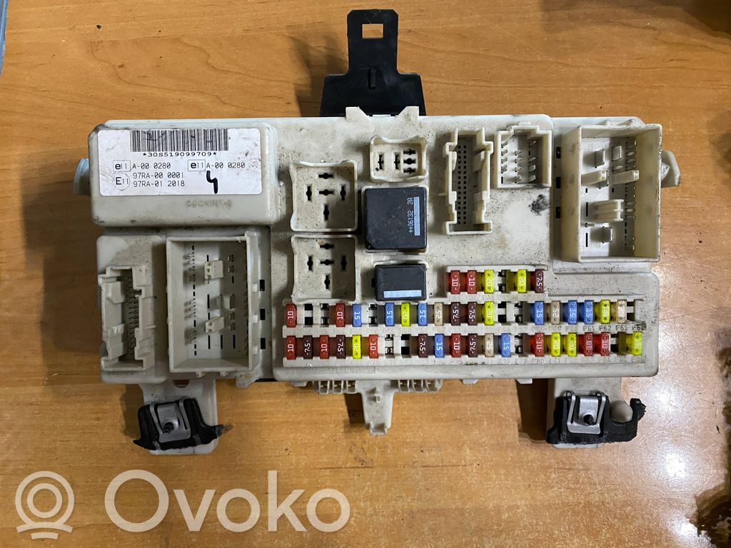 Módulo de fusible   4M5T14A073CH,30S519099709,A000280,4M5T14A073,519099709,97RA012018