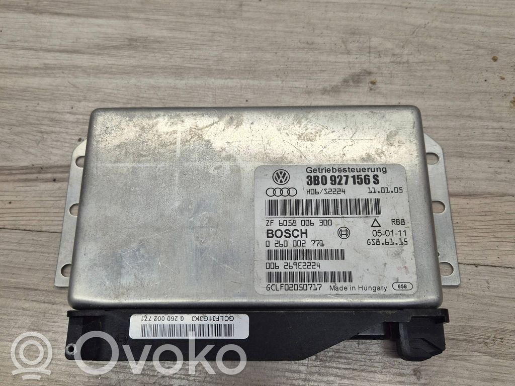 Volkswagen PASSAT B5.5 Sterownik / Moduł skrzyni biegów 