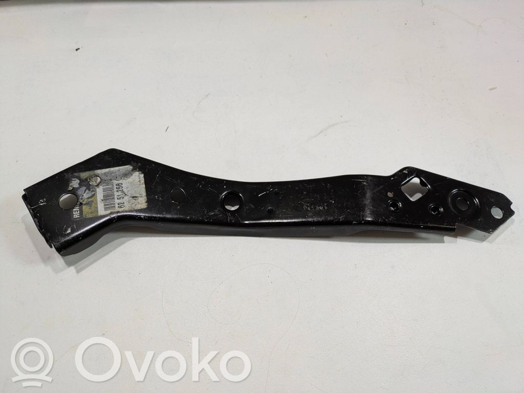 Renault Megane III Uchwyt / Mocowanie lampy przedniej 