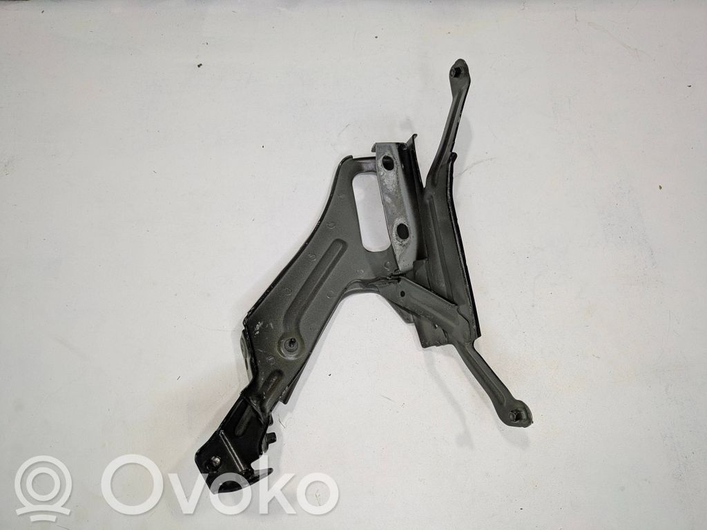Audi A6 S6 C8 4K Halterung Kotflügel 
