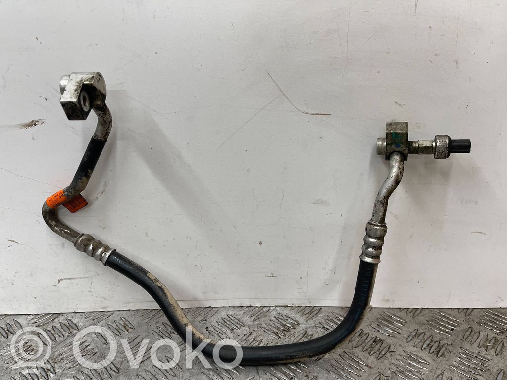 Ford Transit Courier Ilmastointilaitteen putki (A/C) 