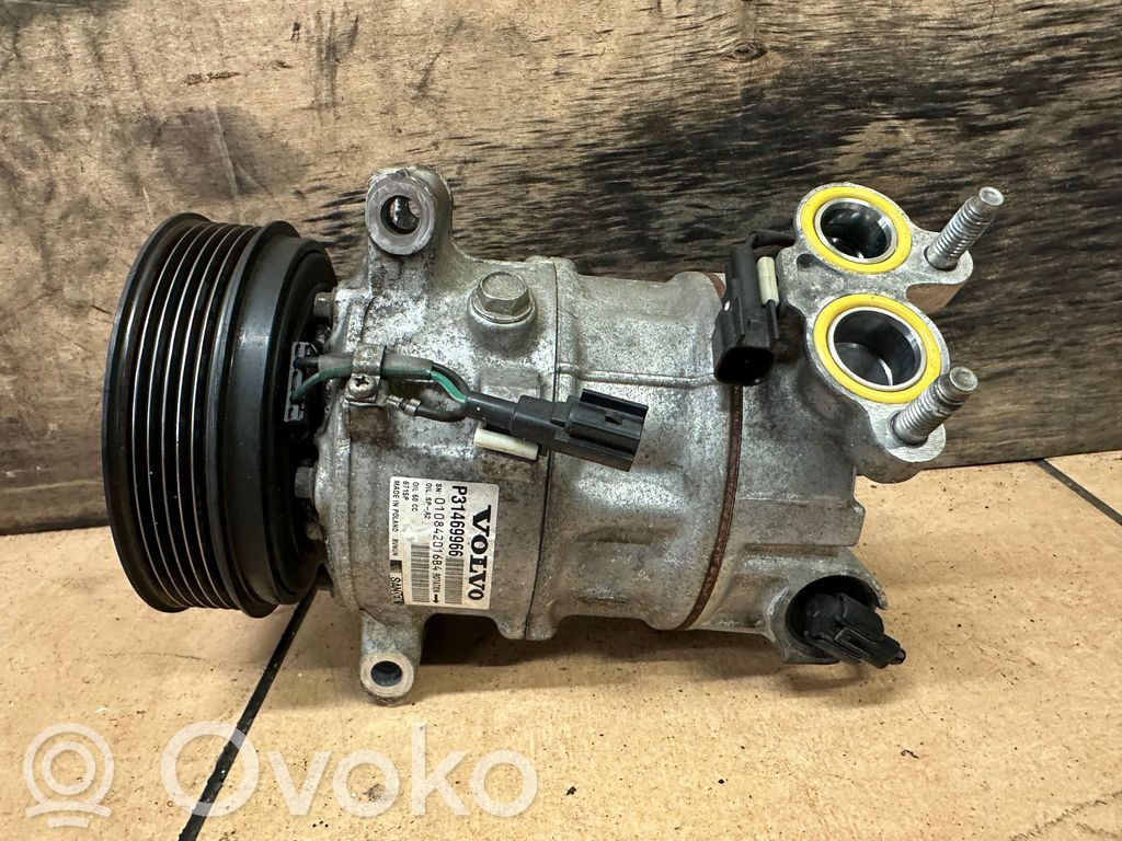 Volvo V40 Air conditioning (A/C) compressor (pump) 