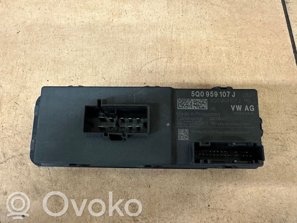 Volkswagen Touran III Tailgate/trunk control unit/module 