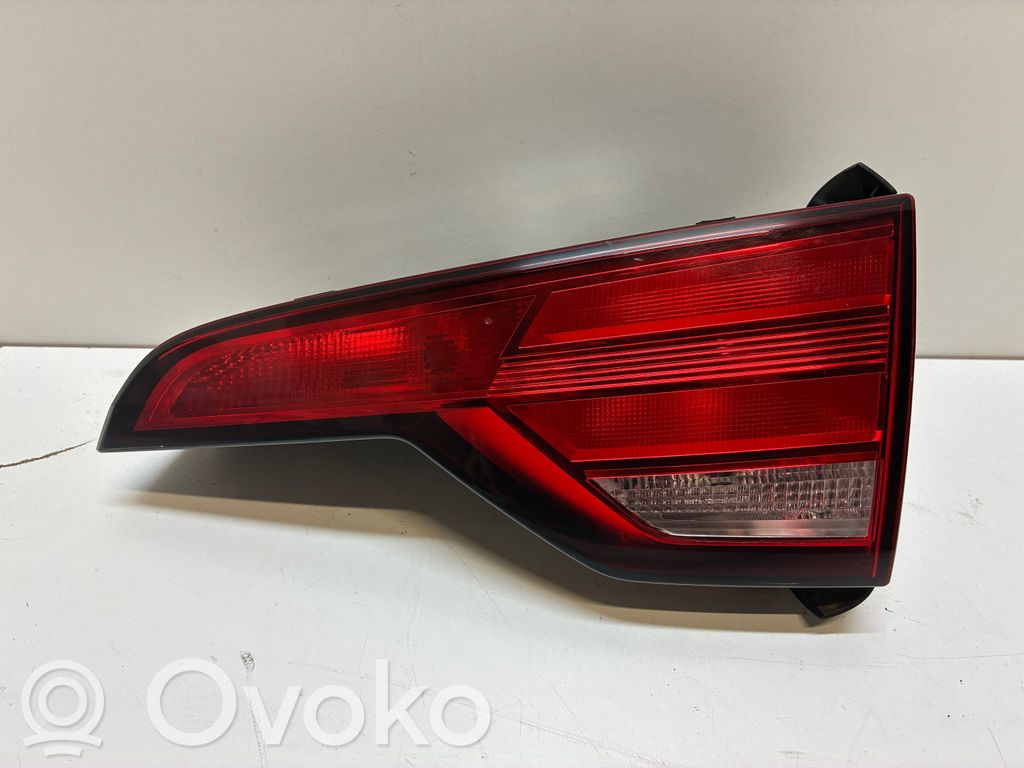 Audi A4 S4 B9 Tailgate rear/tail lights 