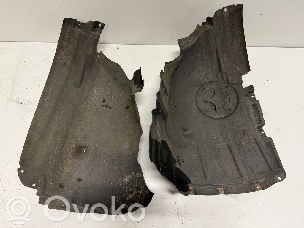 Mercedes-Benz B W247 Nadkole przednie 