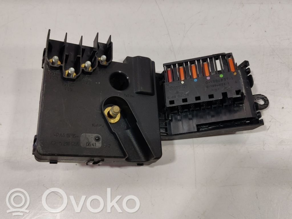Mercedes-Benz E W211 Module de fusibles 