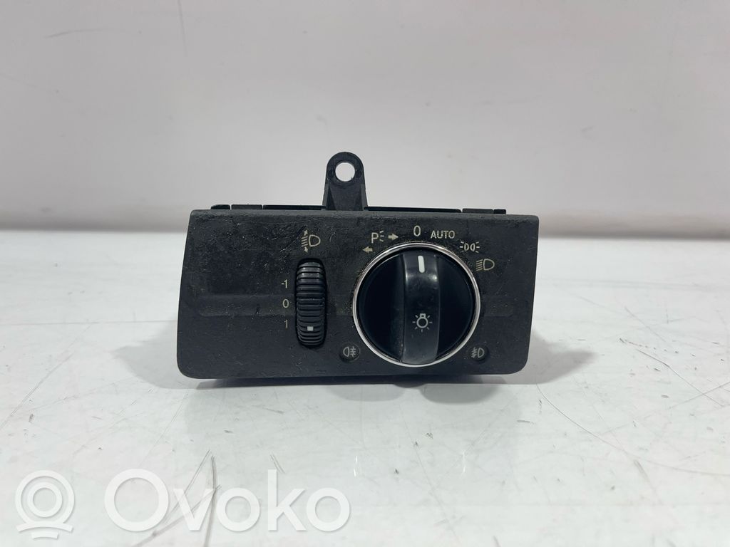 Mercedes-Benz E W211 Interruptor de luz 