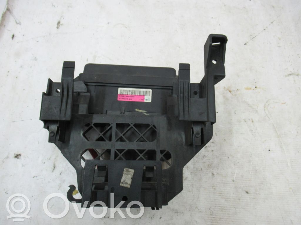 Fuse box set   344950403