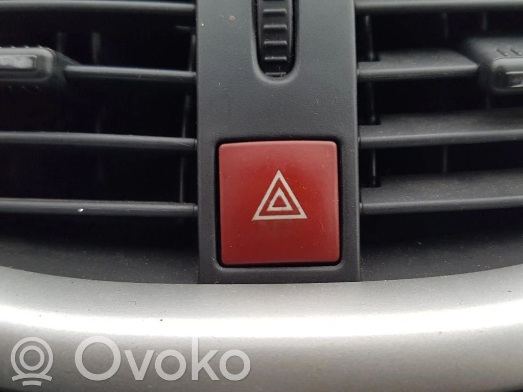 Hazard light switch