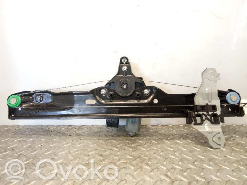 Nissan Qashqai Macara geam față manuală 