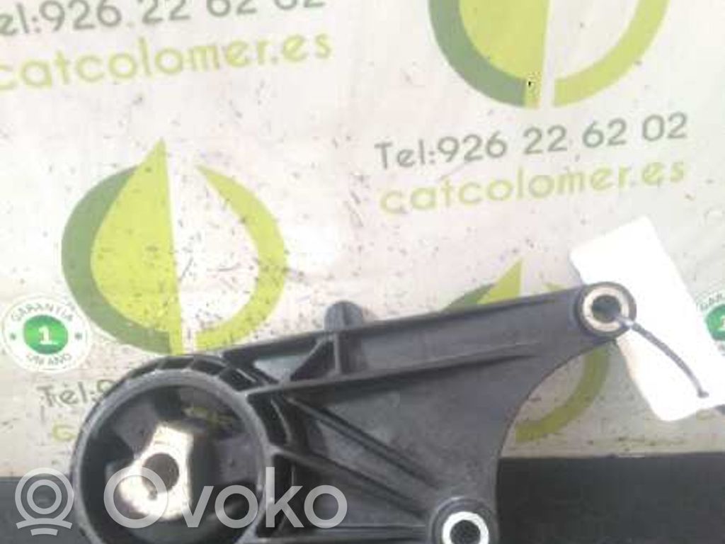 Opel Astra J Supporto di montaggio del motore 