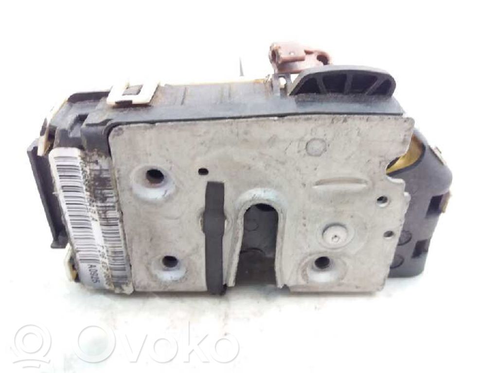 Dodge Caliber Etuoven lukko 