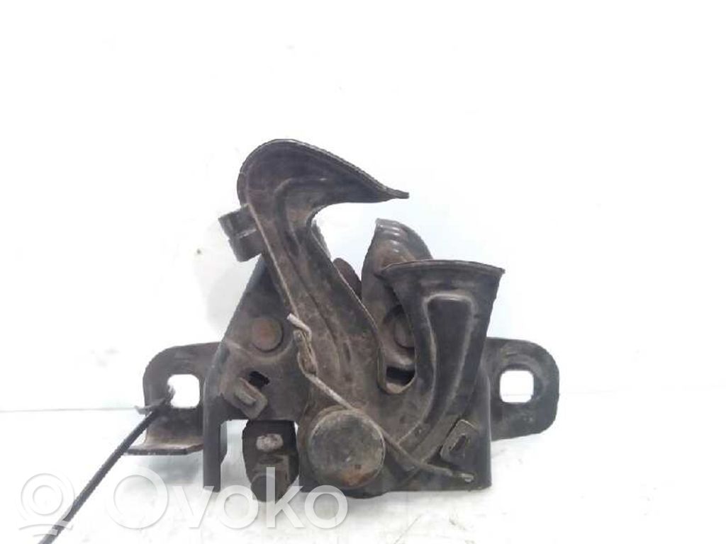 Tie down hook / loop   5Z0823509B