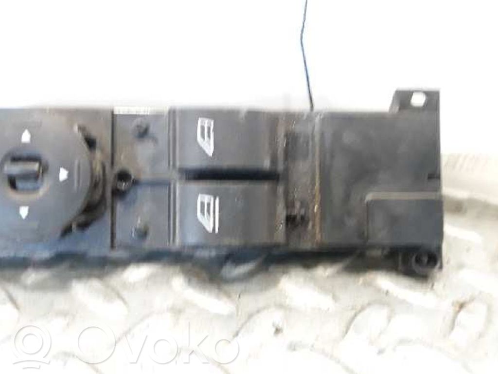 Interrupteur commade lève-vitre   7M5T14529BA