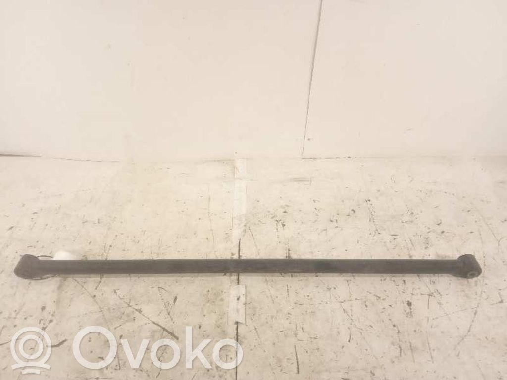 Toyota Land Cruiser (J200) Wahacz tylny 