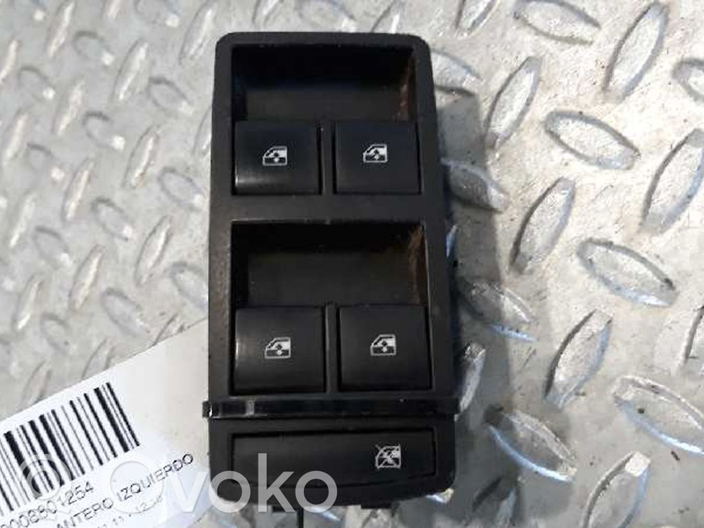Przyciski szyb   840402,13222224