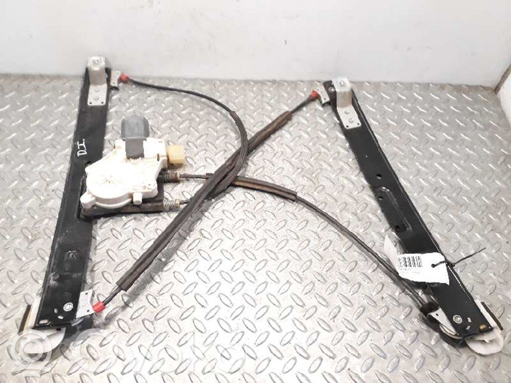 Ford Mondeo MK IV Alzacristalli manuale della portiera anteriore 