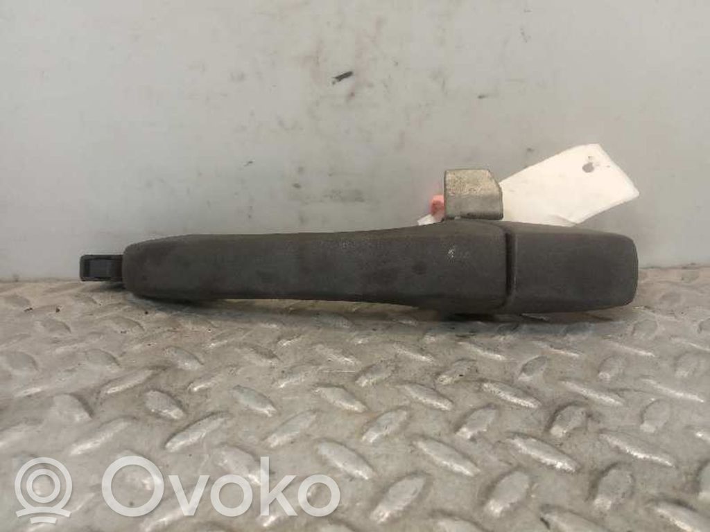 Poignée extérieure de porte arrière