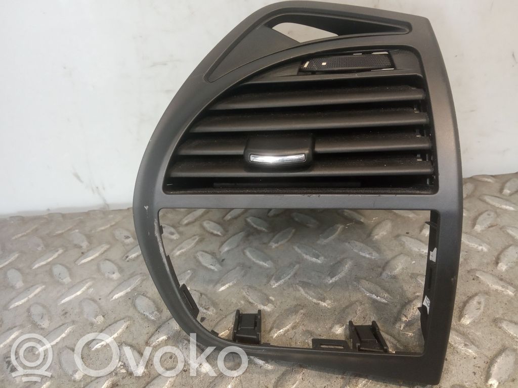 Citroen C4 I Picasso Owiewka / Deflektor powietrza szyberdachu 