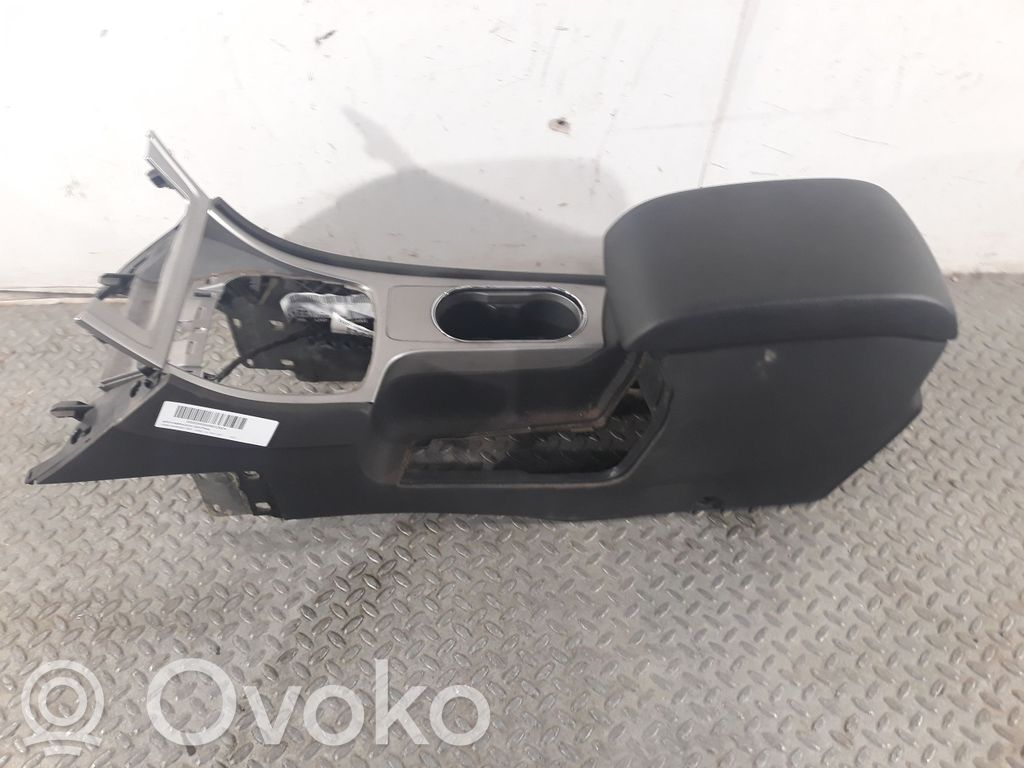 Ford Mondeo MK IV Reposabrazos 