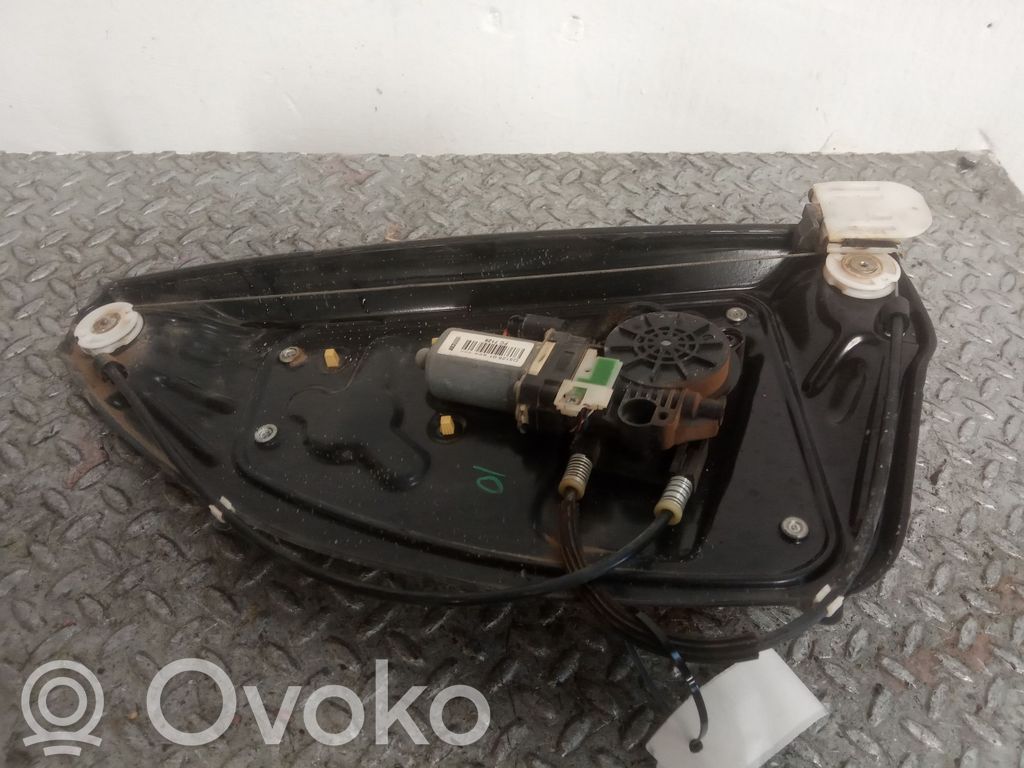 Land Rover Freelander 2 - LR2 Meccanismo di sollevamento del finestrino posteriore senza motorino 