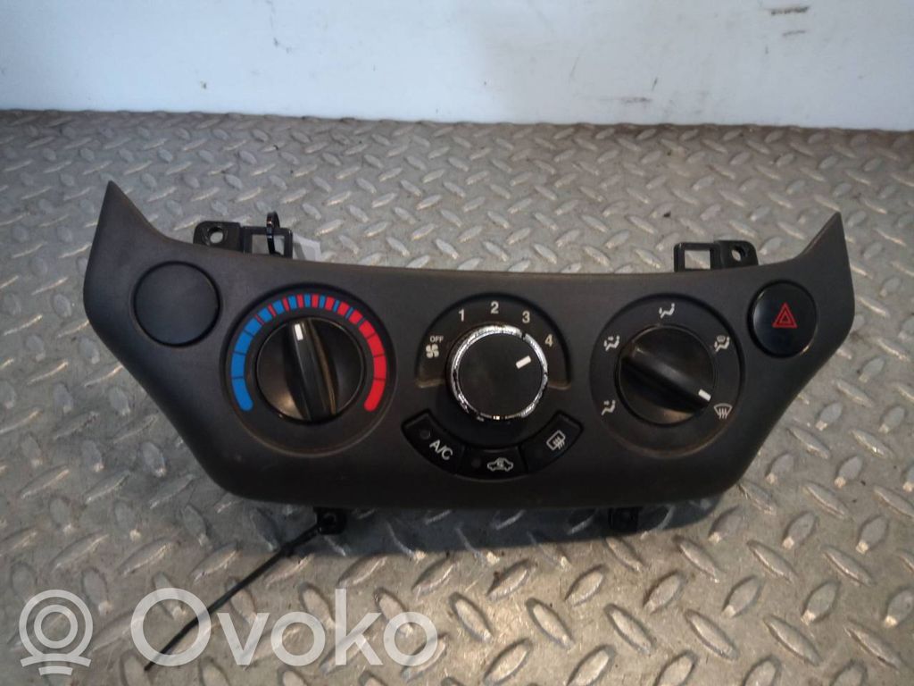 Chevrolet Aveo Modul unitate control aer condiționat 