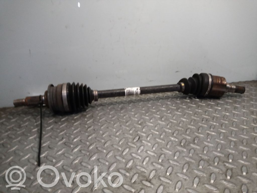 Suzuki Swift I Eje de transmisión delantero 
