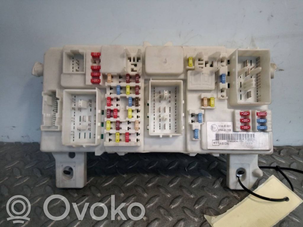 Ford Focus Katvealueen valvonnan ohjainlaite (BSM) 