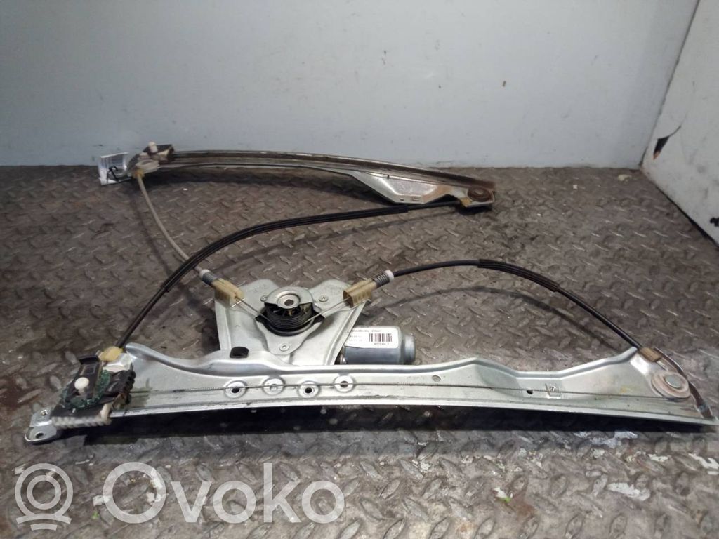 Renault Clio III Regulador manual de la ventanilla delantera 