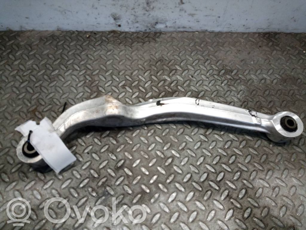 Nissan Qashqai+2 Braț control spate 