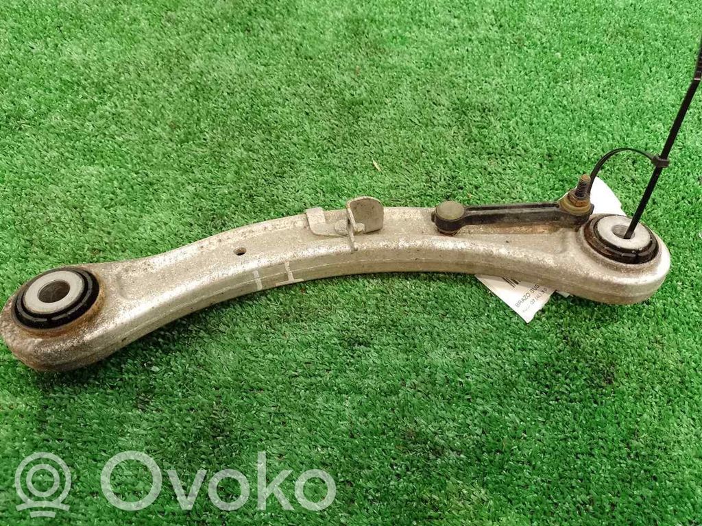 Brazo de suspensión trasero