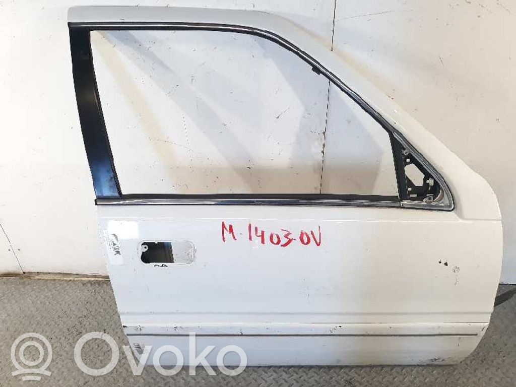 Tür vorne