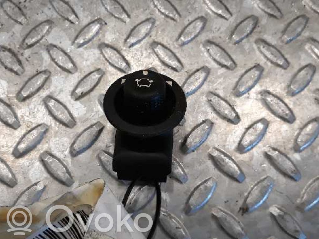 Interruptor del espejo lateral   93BG17B676BB,K808X