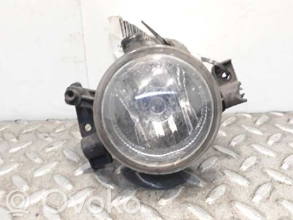 Miglas lukturis priekšā   1481007